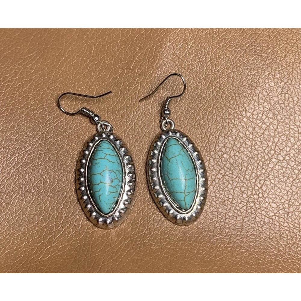 Vintage Sterling Silver Turquoise Oval Earrings Pierced Studs 1.25” - Picture 2 of 4